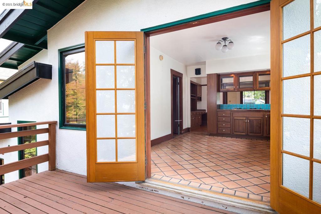 THOUSAND OAKS - Residential