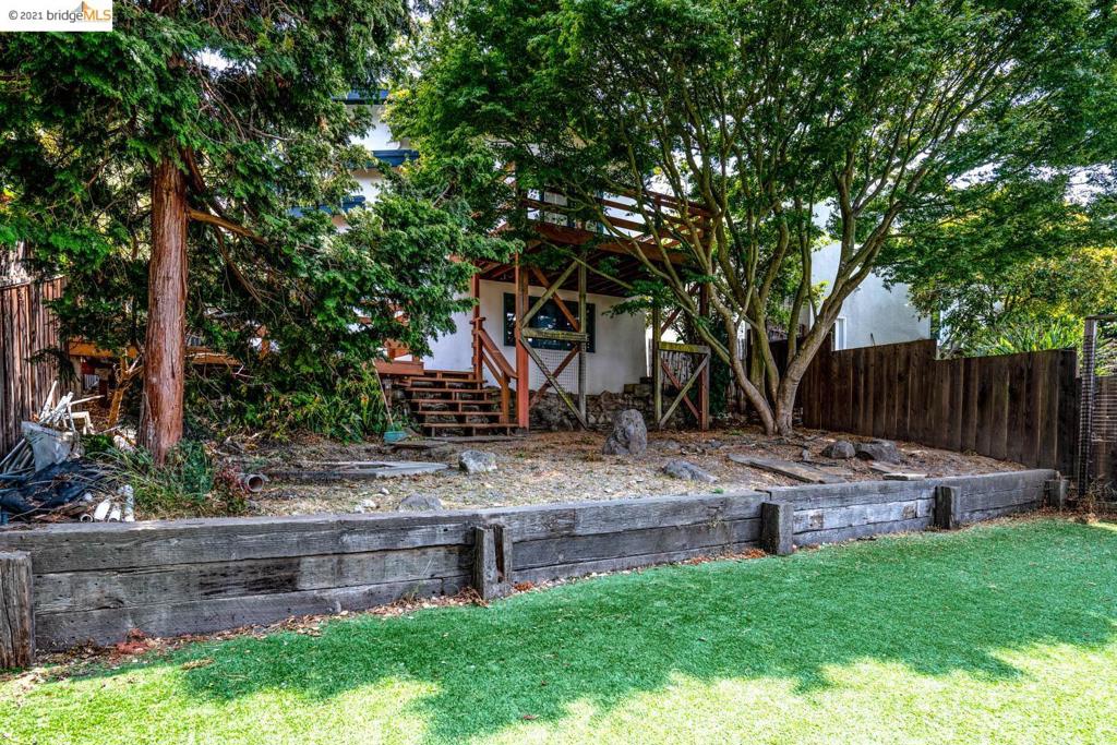 THOUSAND OAKS - Residential