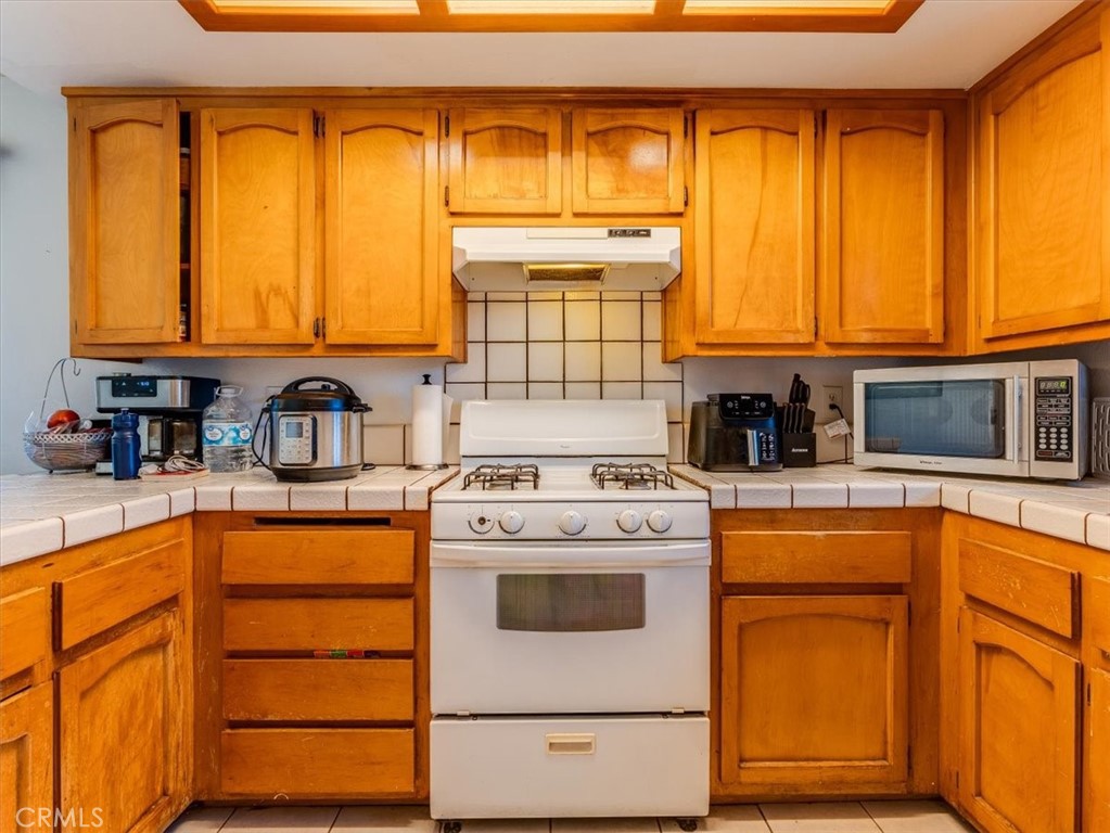 Guadalupe/Casmalia(850) - Residential