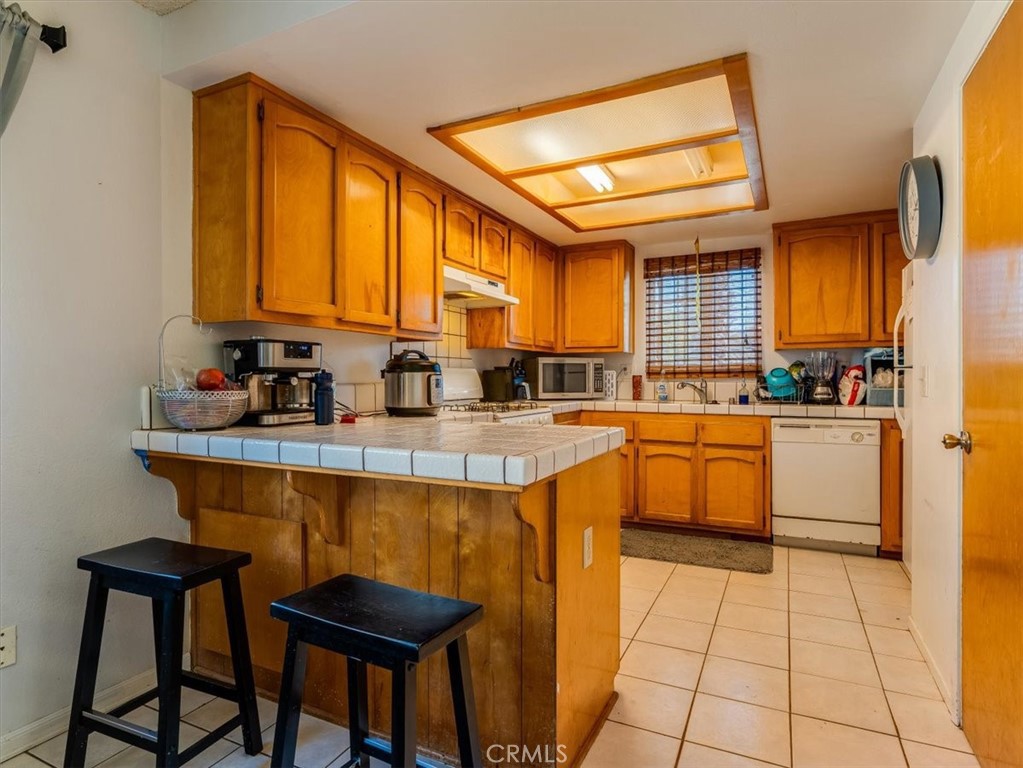 Guadalupe/Casmalia(850) - Residential