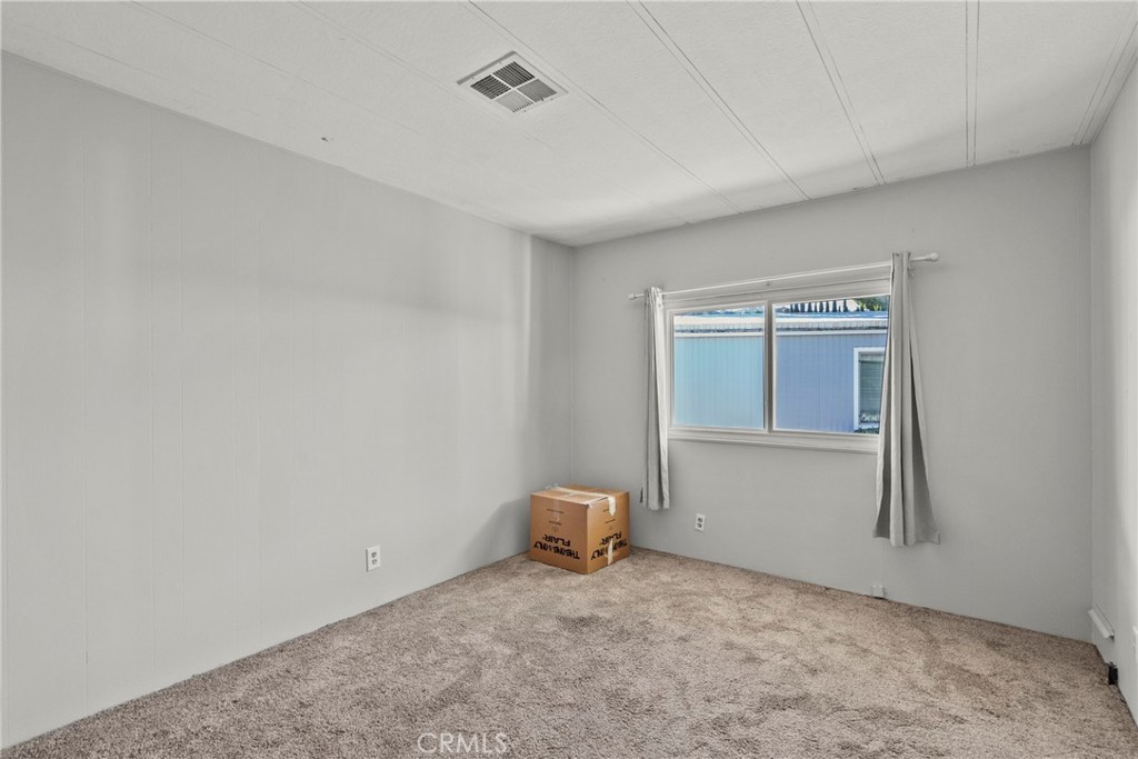 Santa Susan Woods Mobile (244) - Manufactured In Park