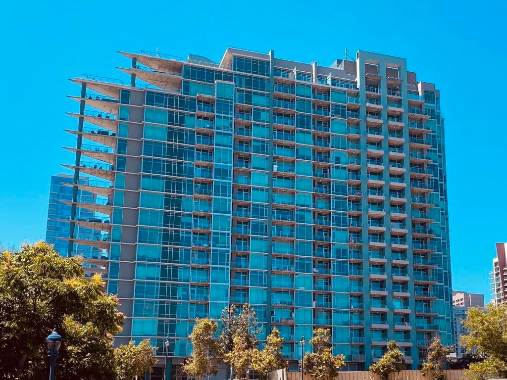 1080 Park BLVD 1209