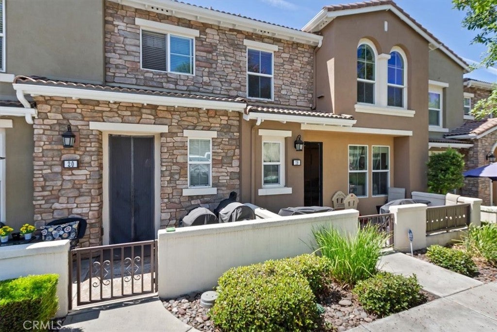 15723 Parkhouse DR 19, Fontana CA 92336