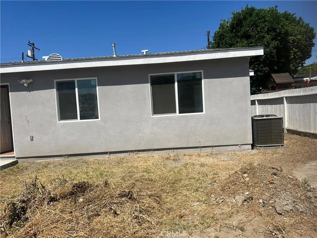 Anaheim, California 92805, United States, 2 Bedrooms Bedrooms, ,2 BathroomsBathrooms,Residential,Active,189235