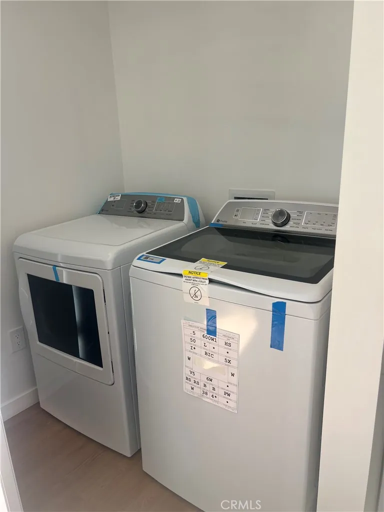 Anaheim, California 92805, United States, 2 Bedrooms Bedrooms, ,2 BathroomsBathrooms,Residential,Active,189235