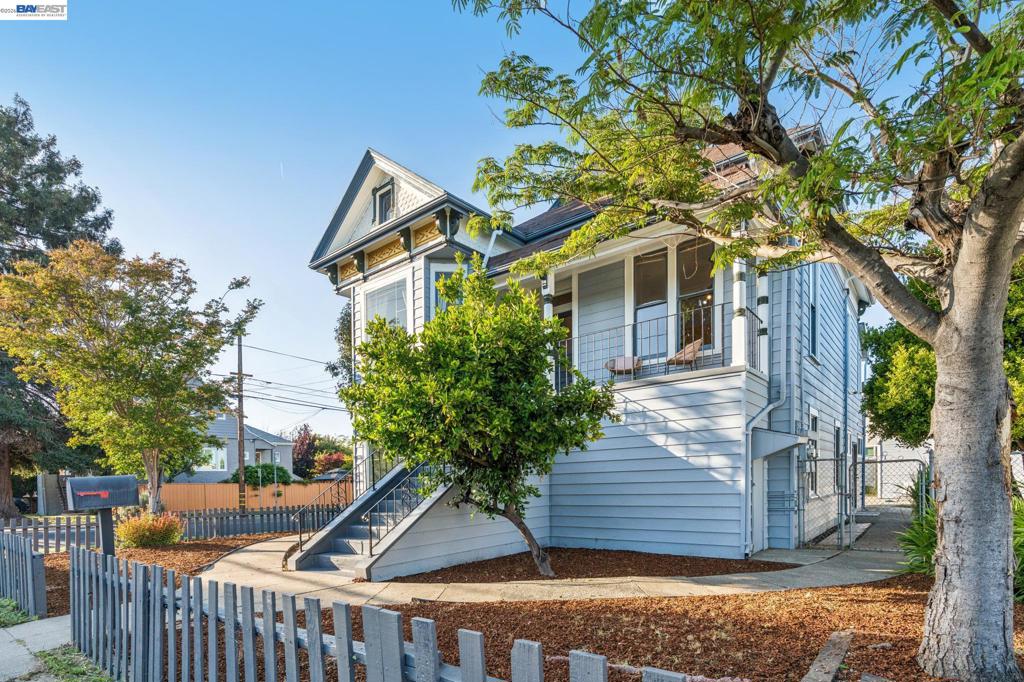1801 Buena Vista Ave