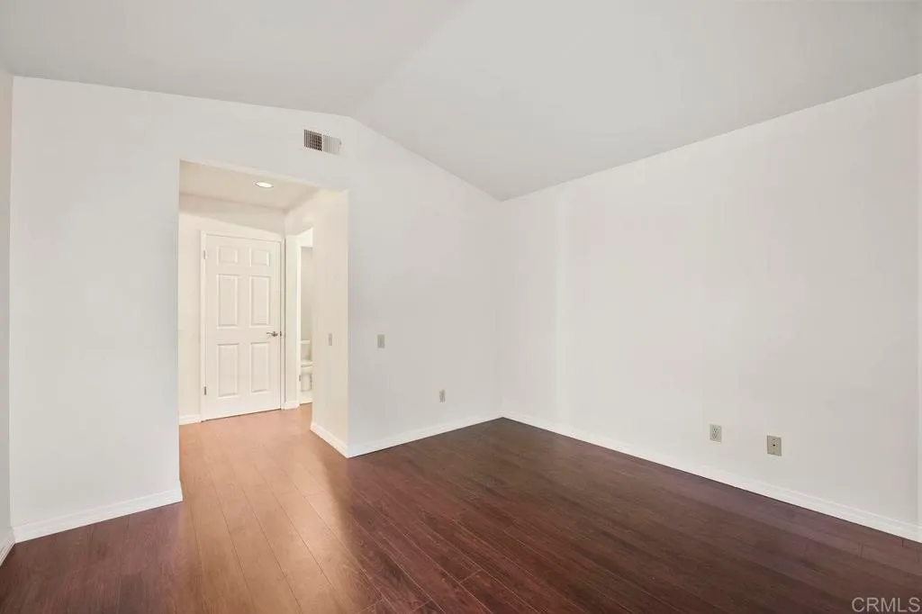 San Diego, California 92130, United States, 2 Bedrooms Bedrooms, ,2 BathroomsBathrooms,Residential,Active,137007