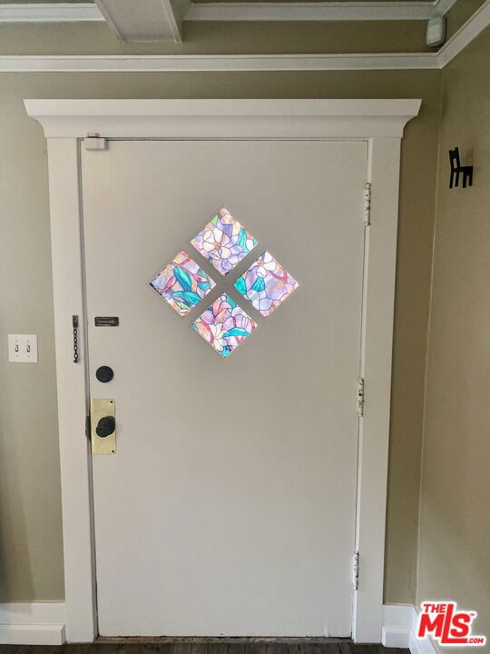 4414 S Van Ness Avenue