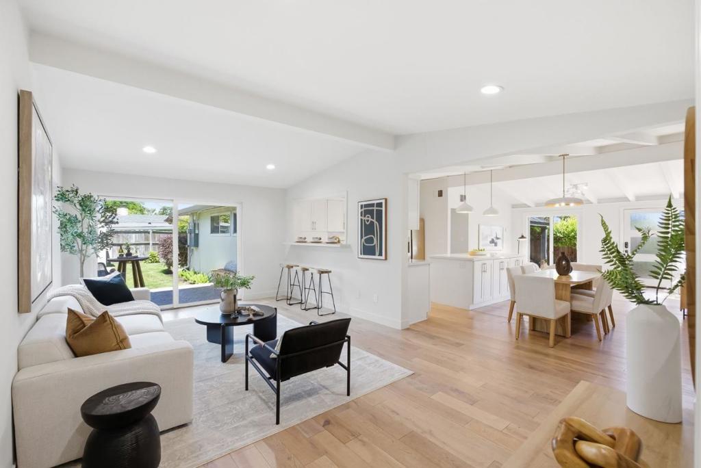 1121 Fairwood Avenue, Sunnyvale CA 94089
