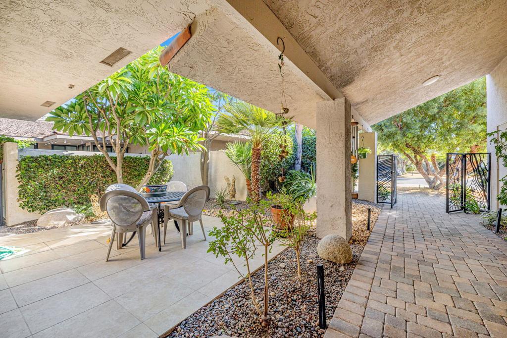 The Springs C.C. - Residential Lease