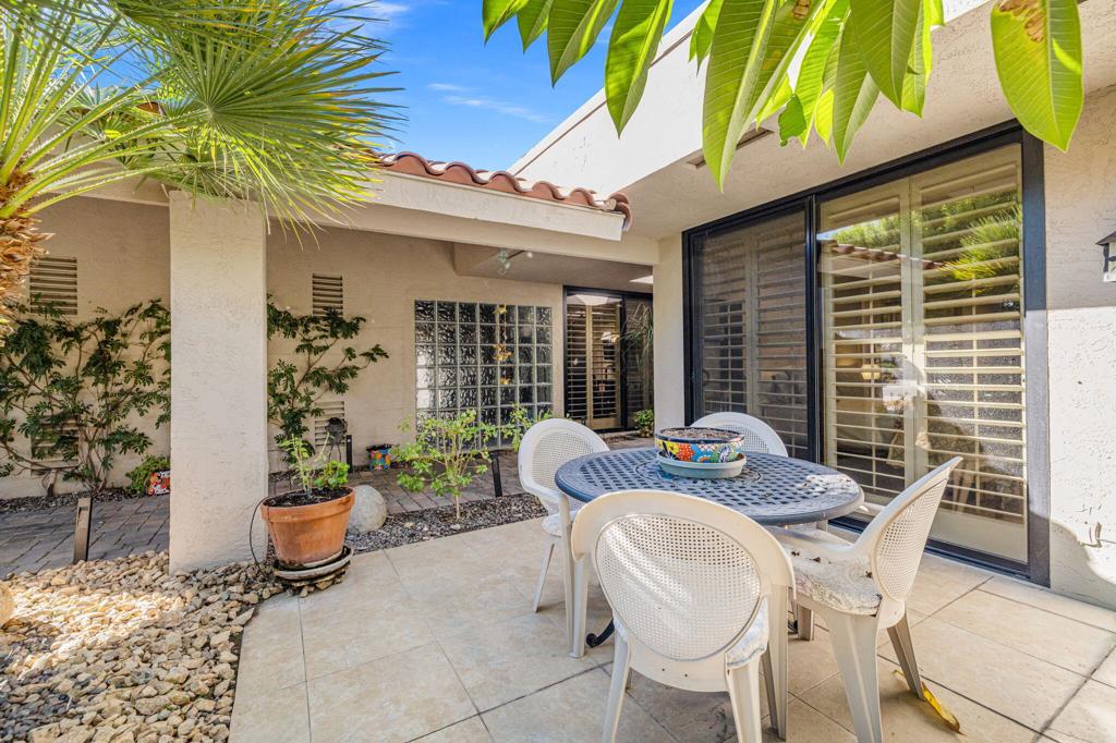 The Springs C.C. - Residential Lease