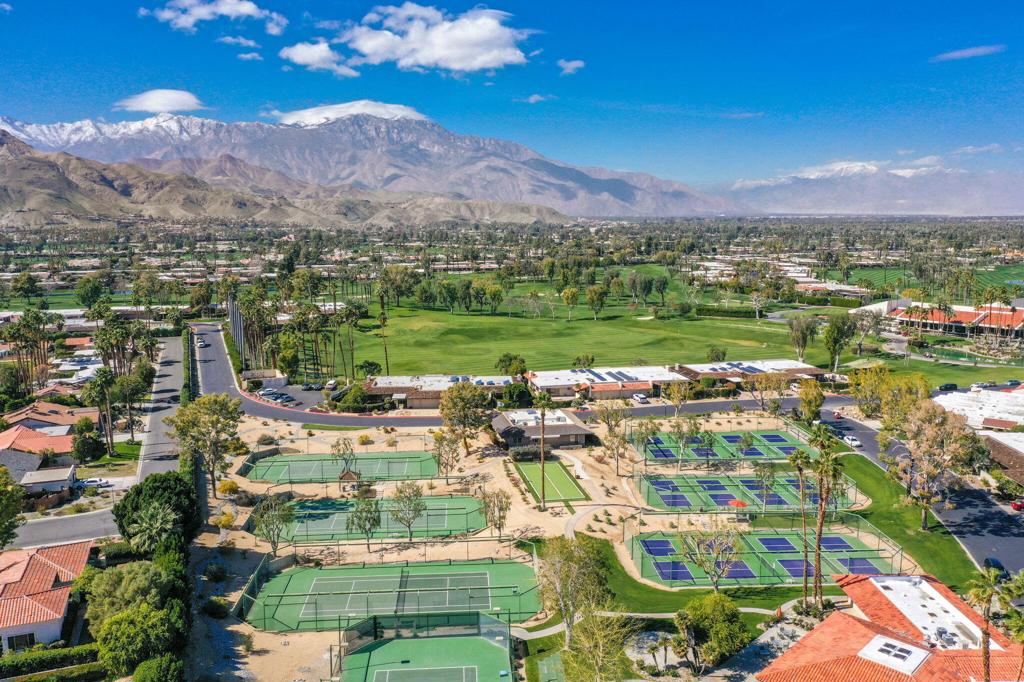 The Springs C.C. - Residential Lease