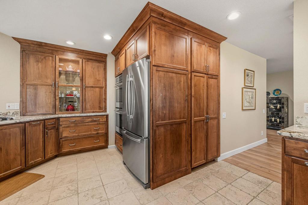 The Springs C.C. - Residential Lease