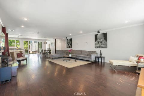 Photo of 5463 Norwich Avenue, Sherman Oaks, CA 91411 (MLS # SR26132681)