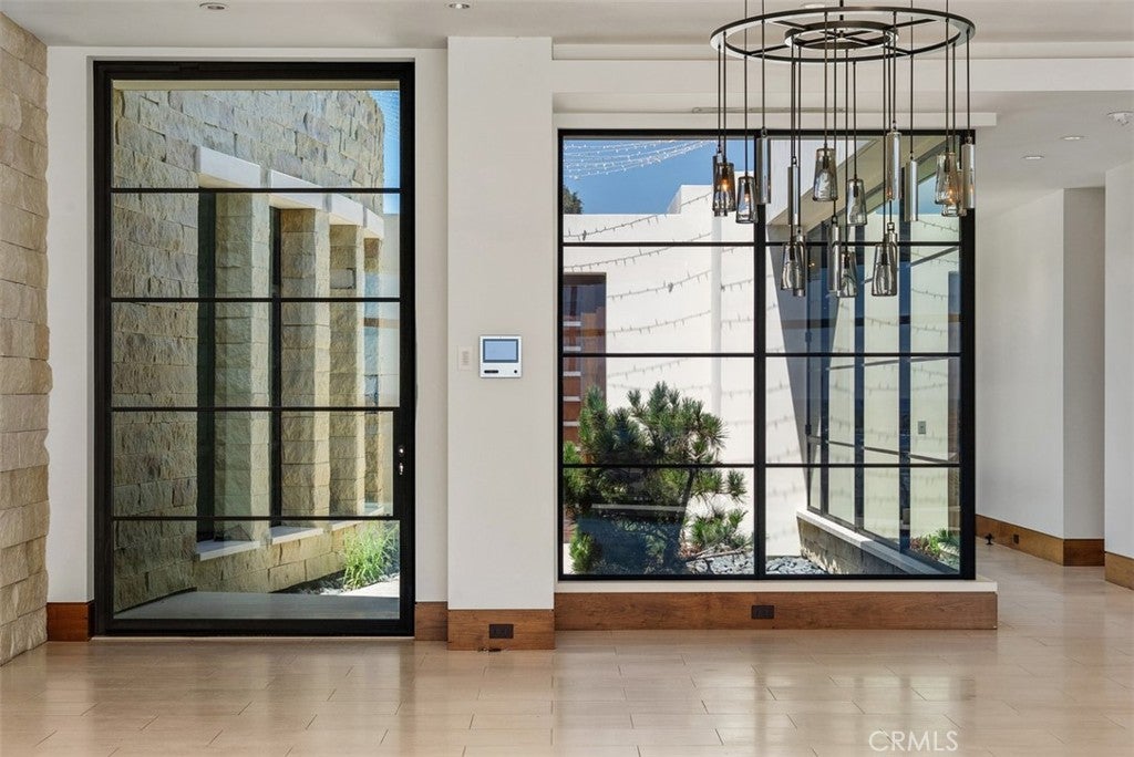 1523 Dolphin Terrace, Corona Del Mar CA 92625 - Photo 11