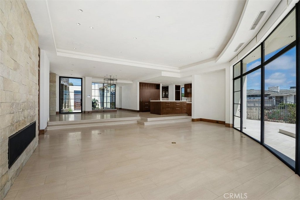 1523 Dolphin Terrace, Corona Del Mar CA 92625 - Photo 9