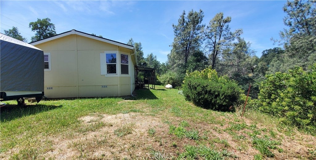 16080 Oakridge