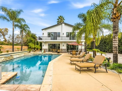 215 San Rafael Street Redlands CA 92373