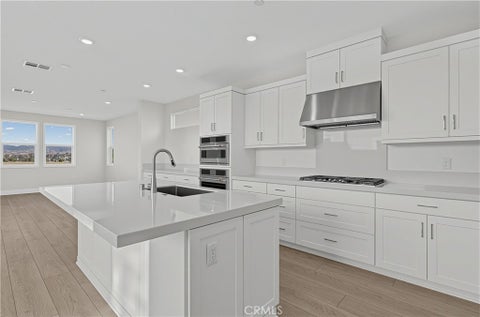 Photo of 26715 Foliage Lane, Valencia, CA 91381 (MLS # OC26231054)