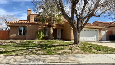 Photo of 38342 5th Pl W, Palmdale, CA 93551 (MLS # SR26018745)
