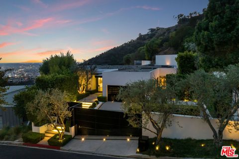 1877 Rising Glen Road Los Angeles CA 90069