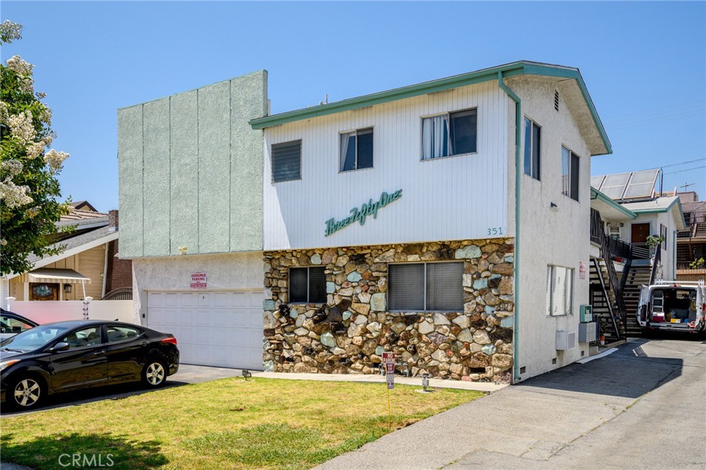First Floor Unit * 1 Bedroom / 1 Bathroom * 500sqft * Open Floor Plan * Hardwood Floors * Recessed Lighting * A/C & Heat * Street Parking * Community Laundry * Water Included * Tenant Pays Gas & Power * No Pets