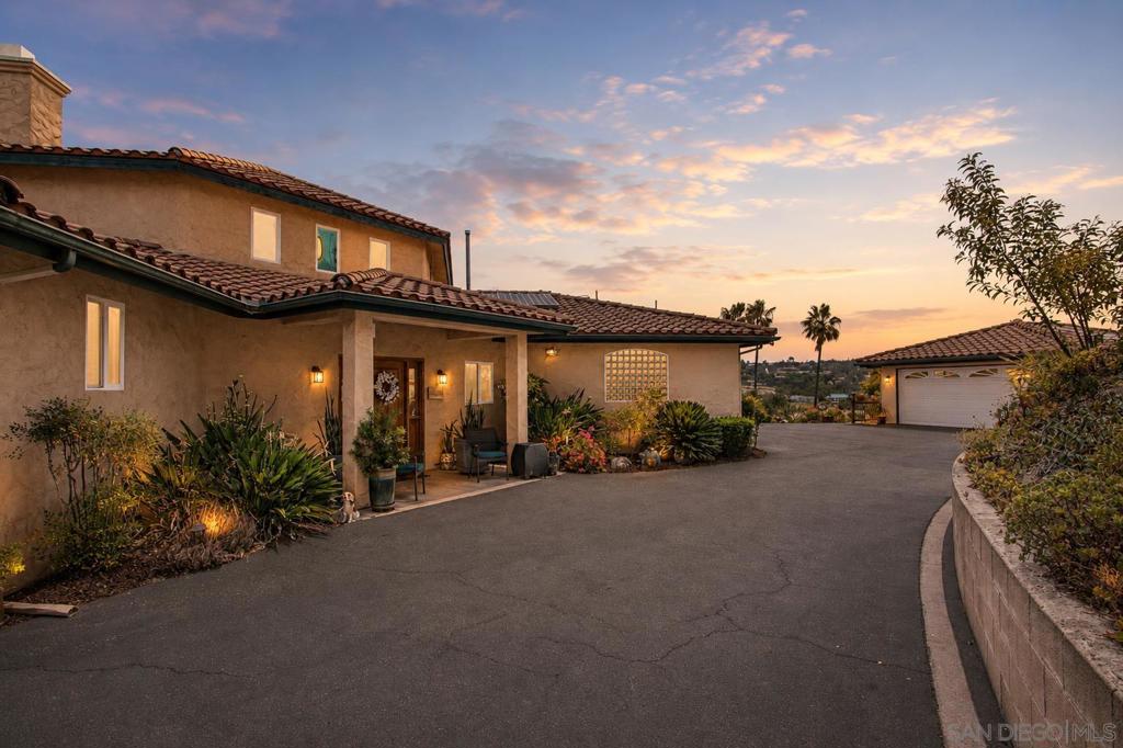 1550 Knoll Park Lane