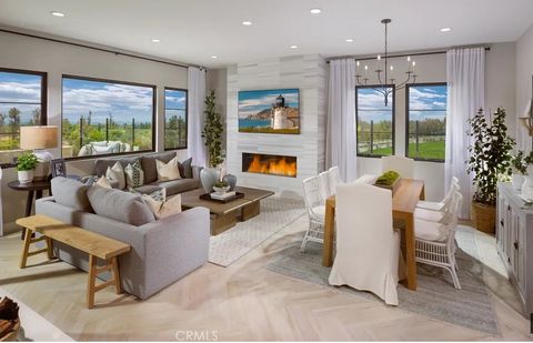 416 Milpas Irvine CA 92602