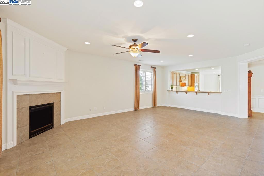 WOODBRIDGE - Residential