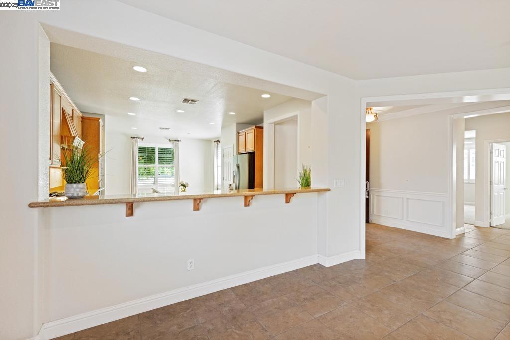 WOODBRIDGE - Residential