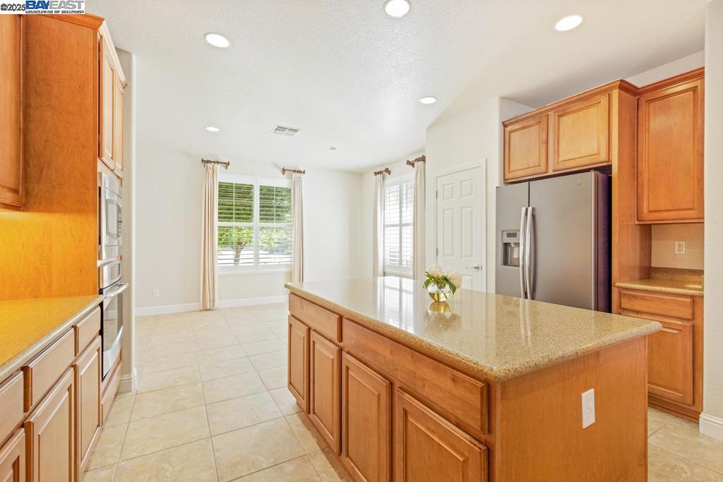 WOODBRIDGE - Residential