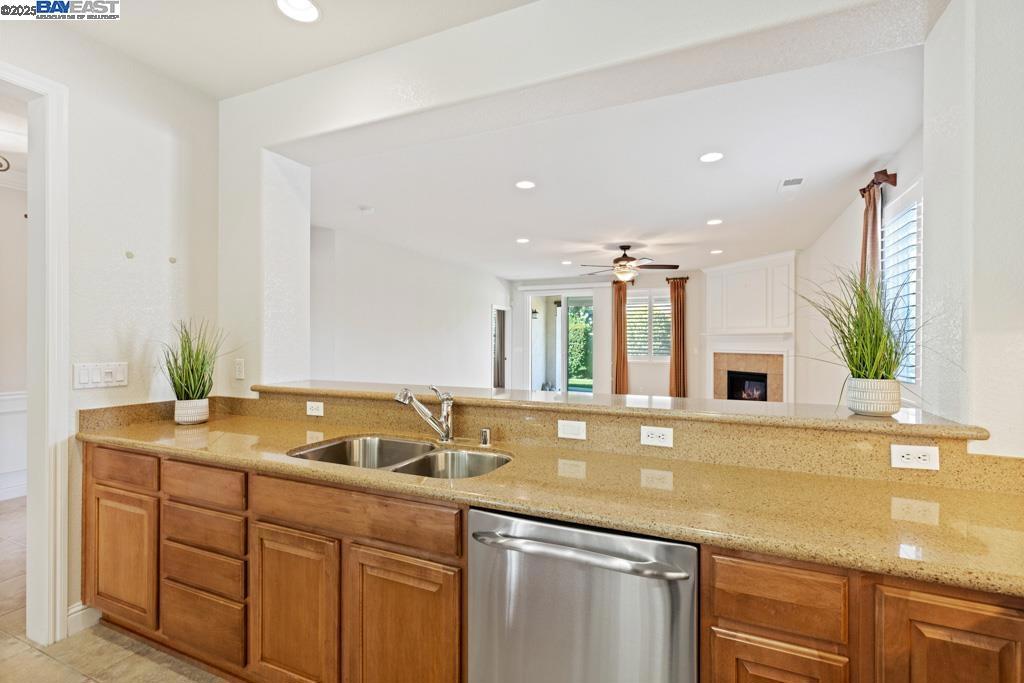 WOODBRIDGE - Residential