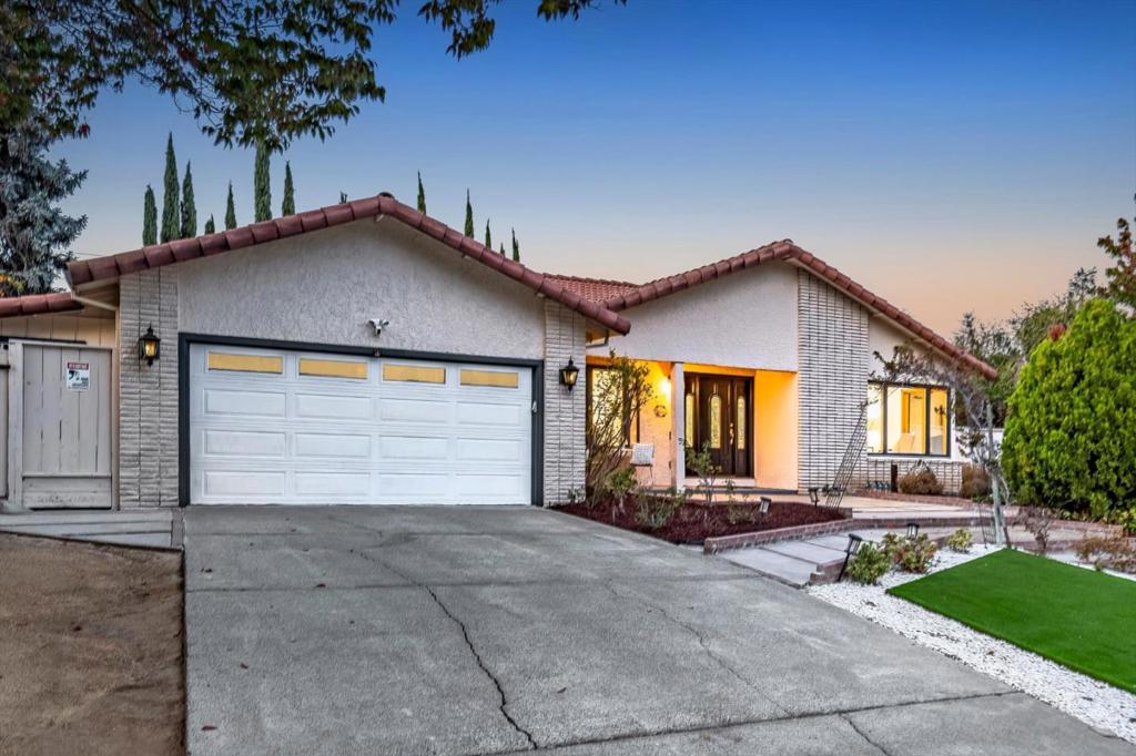 12866 GLEN BRAE Drive