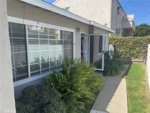 Photo of 435 Hamilton St #C, Costa Mesa, CA 92627 (MLS # NP26075881)
