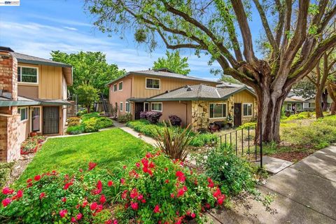 Photo of 2243 Segundo Ct Ct #2, Pleasanton, CA 94588 (MLS # 41131758)