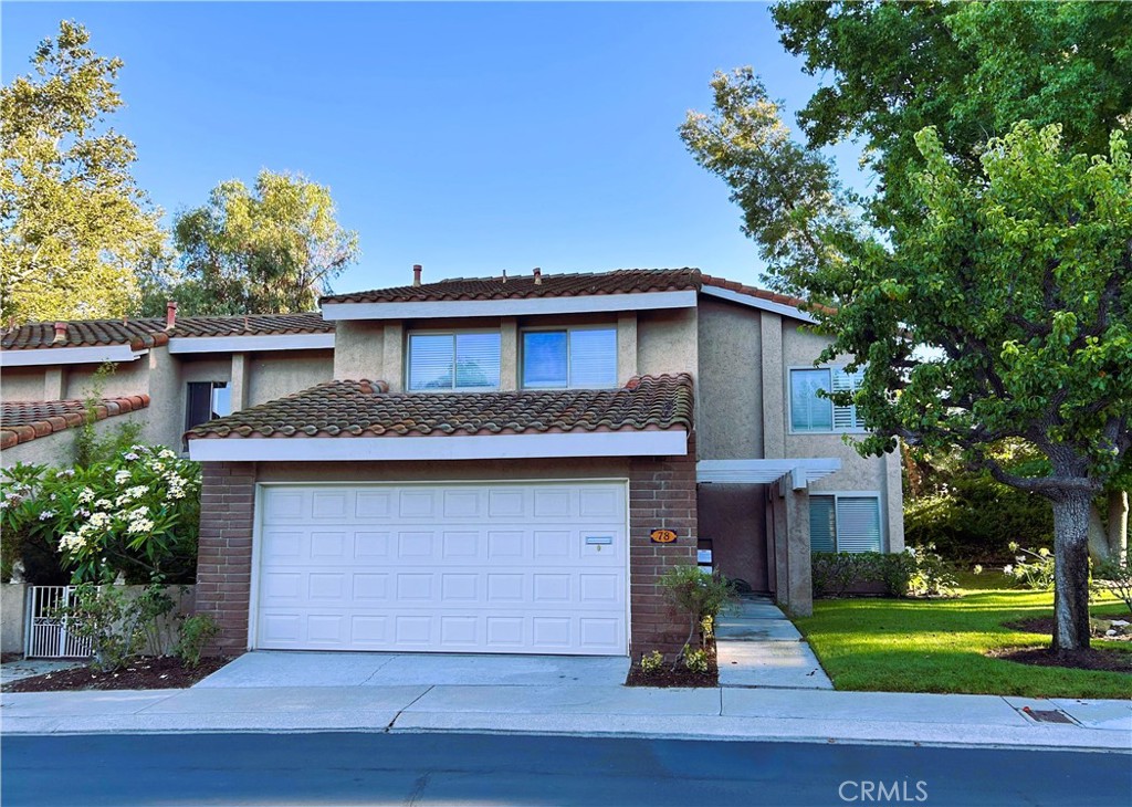 Beautiful End-Unit Townhome with Golf Course Views
Rare rental opportunity in the gated community of Nohl Ranch Villas! This spacious and private end-unit townhome is ideally located next to a lush greenbelt with convenient guest parking. Featuring hardwood floors throughout, the home offers a formal living and dining area, plus a separate family room.
The upgraded kitchen includes quartz countertops, subway tile backsplash, recessed lighting, stainless steel appliances, and a bay window with peaceful views of the trees and hillside.
Upstairs, the large primary suite boasts a double-door entry, private balcony with stunning views of the golf course and hills. The remodeled ensuite bath features dual vanities, a walk-in shower with multiple shower heads and a bench, and a walk-in closet.
There are three additional spacious bedrooms, and one with custom built-in shelving. The remodeled hall bath offers a tub/shower and a frameless glass enclosure.
Enjoy a private, beautifully landscaped patio perfect for outdoor dining and relaxing with panoramic views of greenery and the golf course.
Conveniently located near Anaheim Hills Golf Course, The Hills Clubhouse, Anaheim Hills Stables, parks, top-rated schools, 8/8/9 shopping, and dining.
No smoking. No pets . Minimum 12-month lease.