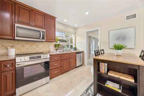 Tiny photo for 4962 E Glenview AVE, Anaheim, CA 92807 (MLS # PW26093893)