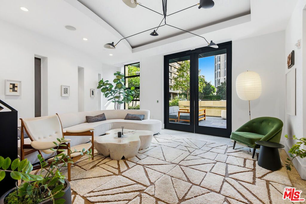 Photo of 10777 Wilshire Boulevard #403, Los Angeles, CA 90024 (MLS # 26645723)