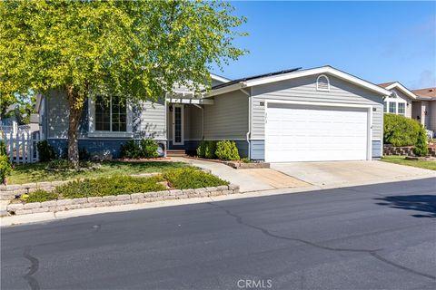 Photo of 373 Lark, Paso Robles, CA 93446 (MLS # NS26088893)