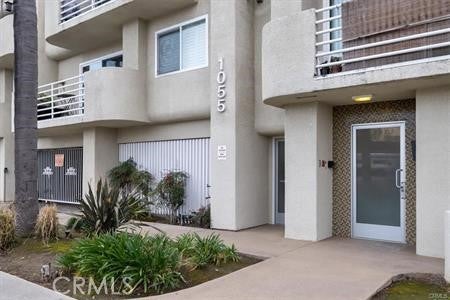Photo of 1055 Orizaba AVE #6, Long Beach, CA 90804 (MLS # DW26188015)