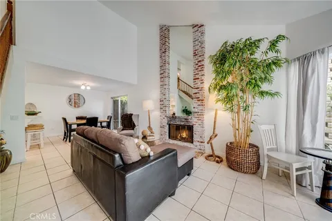 22 La Costa Ct, Laguna Beach, CA 92651 - MLS#: LG26020869