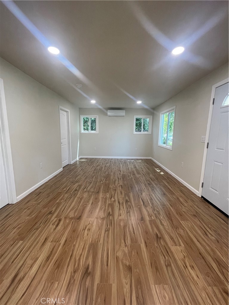 500 S Illinois Street