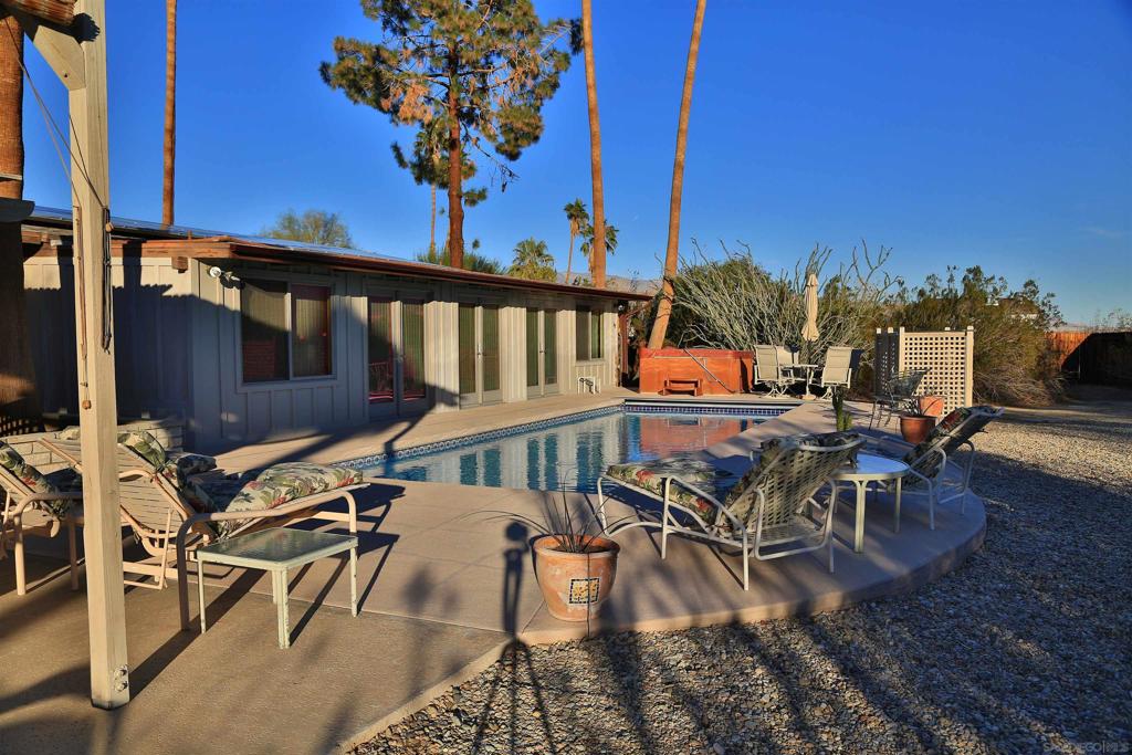 355 Pointing Rock Dr