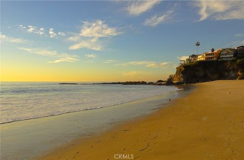 Tiny photo for 31828 7th Avenue, Laguna Beach, CA 92651 (MLS # OC25265086)