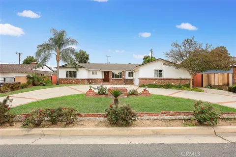 1014 S Hollenbeck St, West Covina, CA 91791 - MLS#: TR25260291
