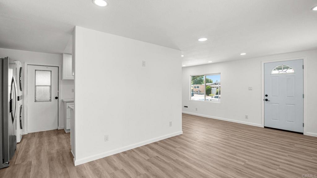 6 Biltmore Ave