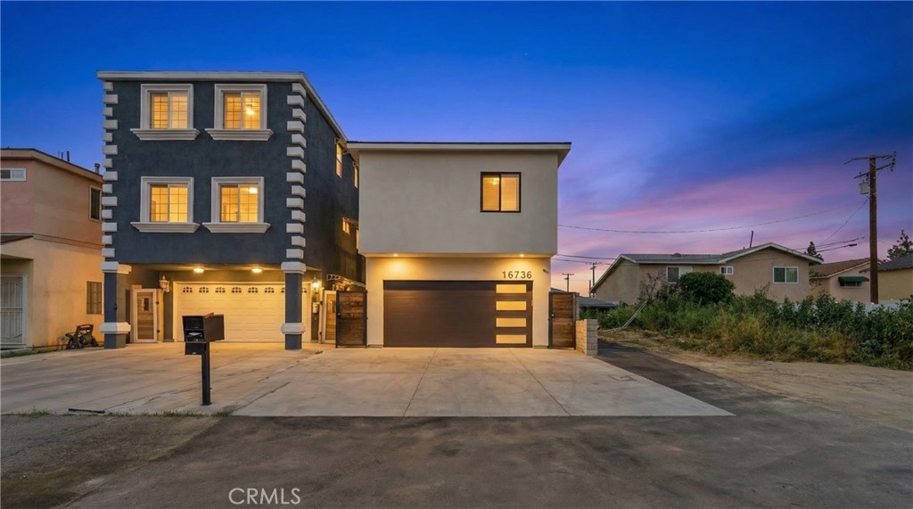 16736 Elmcroft Avenue