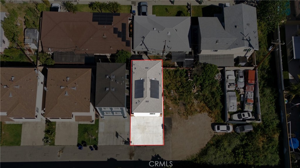 16736 Elmcroft Avenue