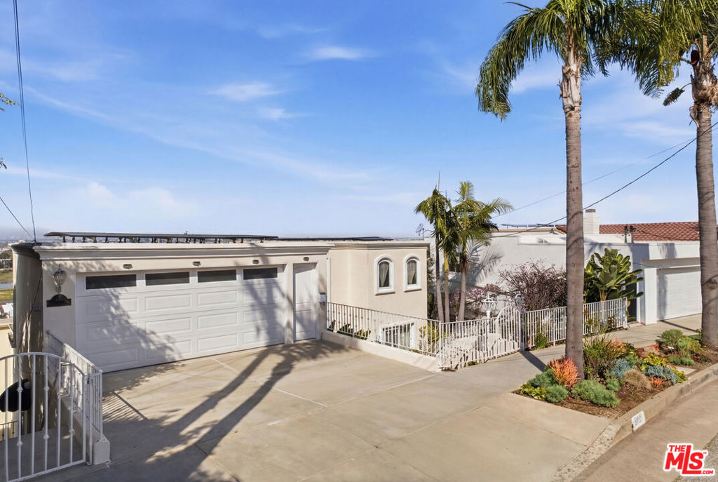 8120 Billowvista Drive