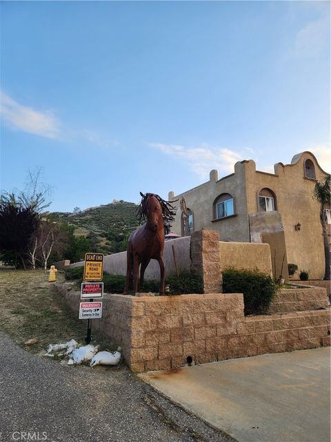 15305 DEL RITA Road Banning CA 92220